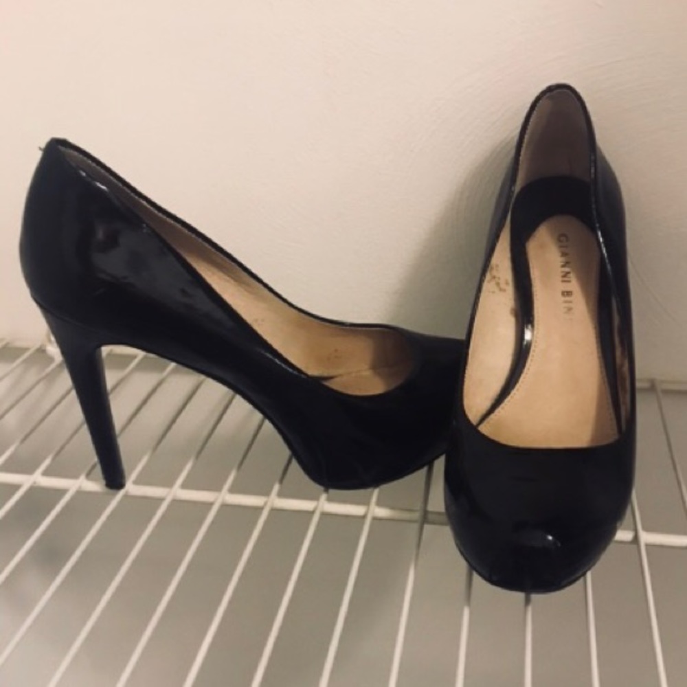 Black Stilettos